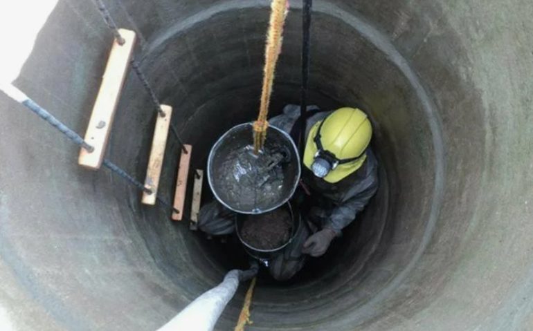 Профессиональная чистка колодца: что входит в услугу