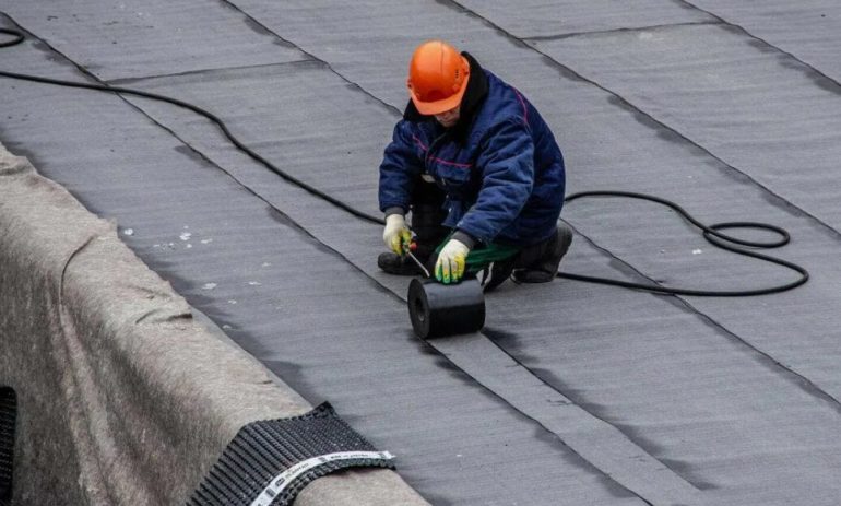 Этапы ремонта кровли: от диагностики до сдачи объекта